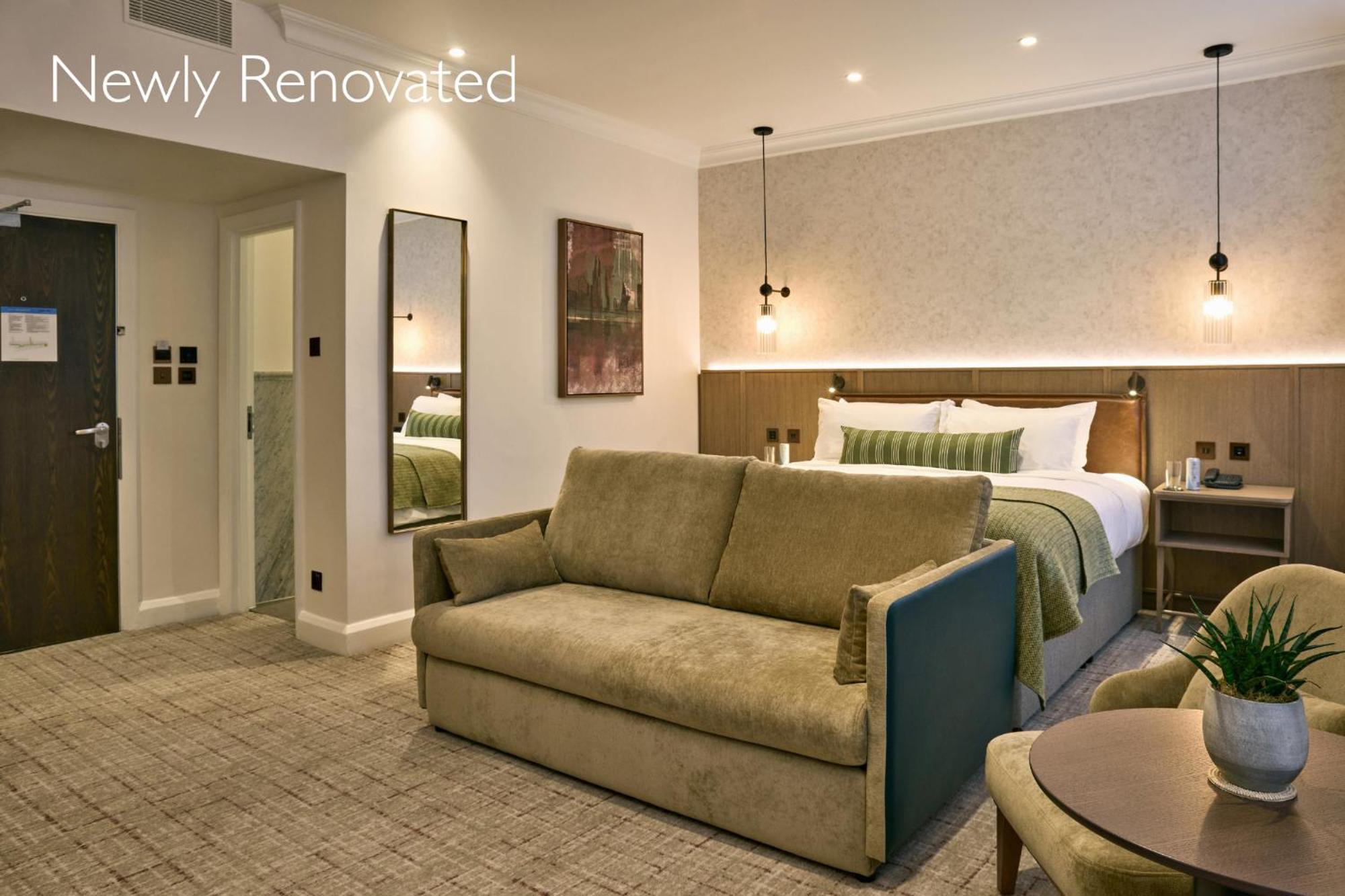 Premium Family Room